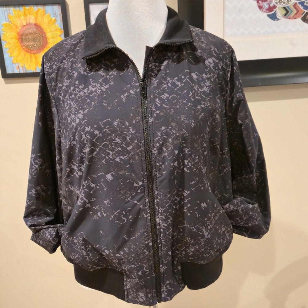 Lane Bryant Black and Gray Abstact Bomber Jacket With Lining